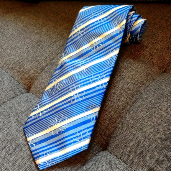 Paul Smith Other - Excellent used condition Mens PAUL SMITH 100% Silk Italian Made Necktie